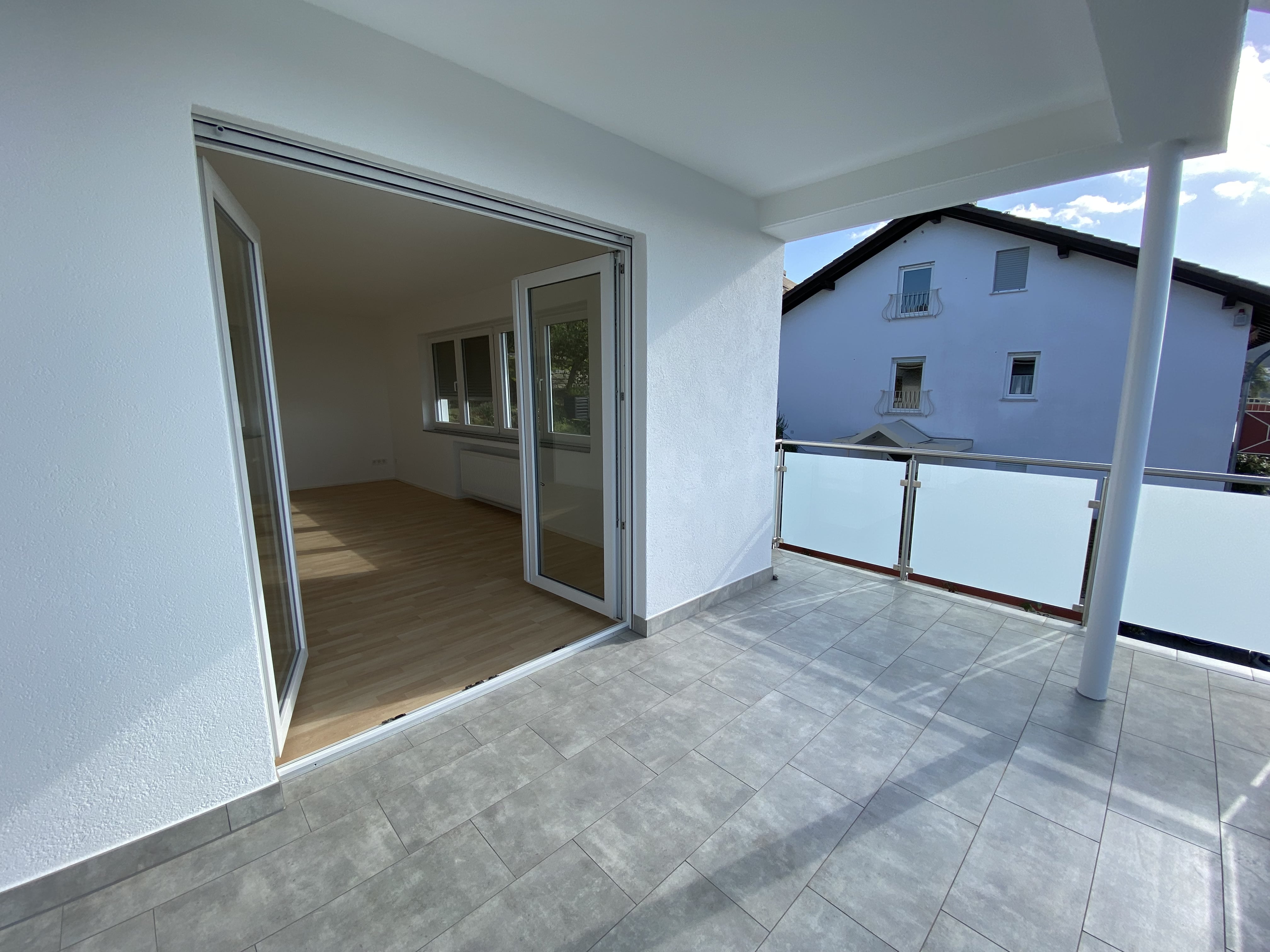 Weinheim-L&uuml;tzelsachsen: Sanierung Mehrfamilienhaus